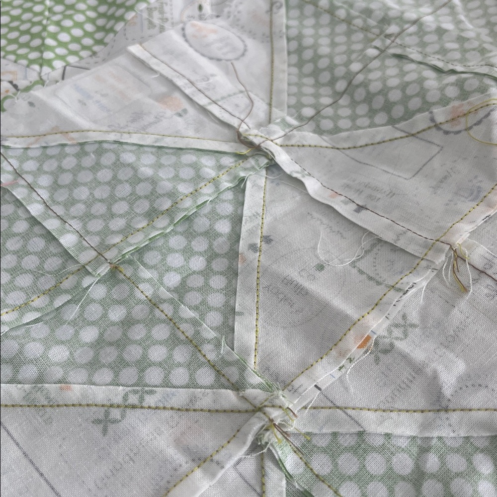 Green Polka Dot Quilt little doll or wall Top - Picture 4 of 4